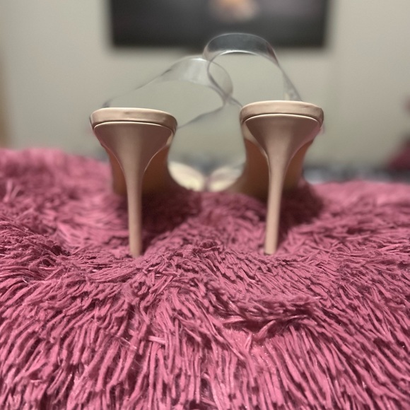 NWT Nine West Nude/Clear Heels Size 7M - Picture 4 of 6